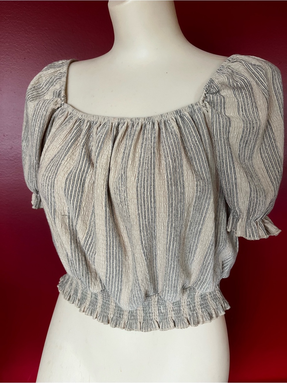 Like new H&M Striped Puff-Sleeve Peasant Top